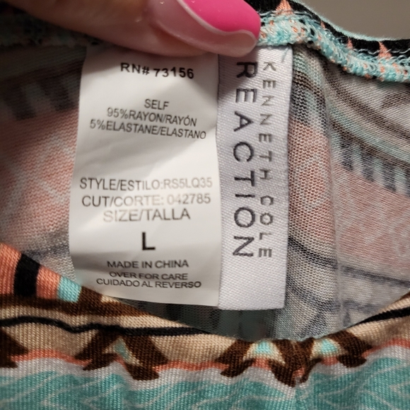 Bosycon gown - Picture 2 of 3